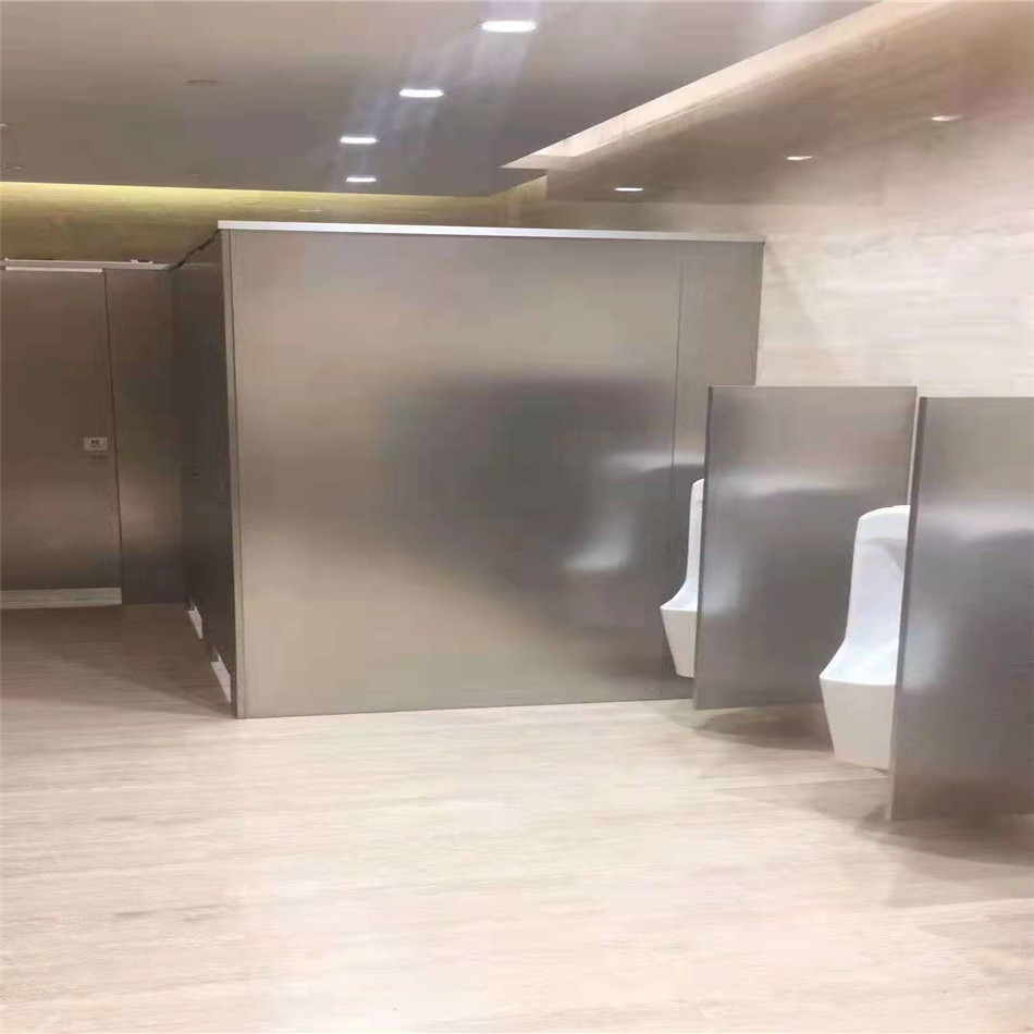 顺德学校卫生间隔断